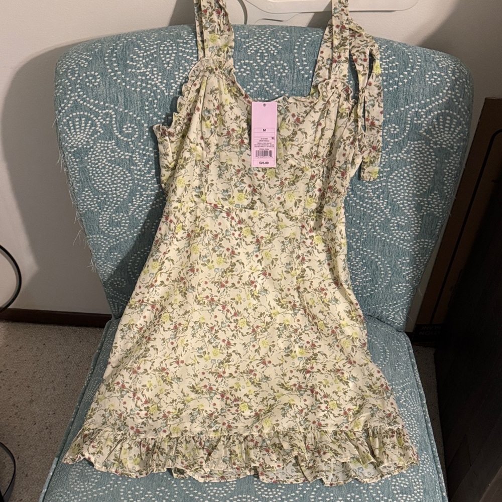 Floral Sleeveless Dress with Ruffle Hem